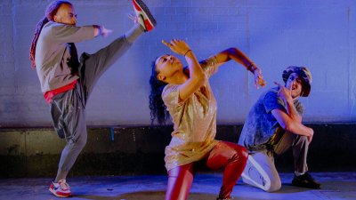 Lea Anderson: Shuffle